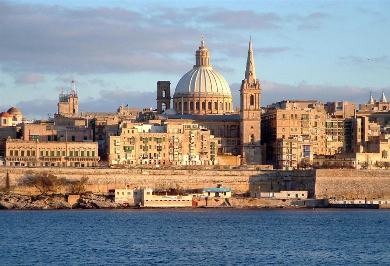 Modern Apartment In The Best Location, Perfect For Families Sliema Exteriér fotografie